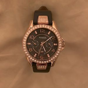 Fossil watch. Brown genuine leather band.